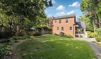 5013 WORTHINGTON Dr, Bethesda, MD 20816