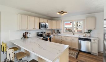 1316 Orchard St, Adel, IA 50003