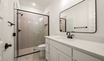 704 Blackbird Dr, Aledo, TX 76008