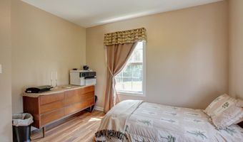 10228 BAYSIDE Dr, Dover, DE 19901