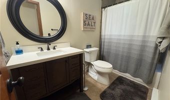 110 Habant Dr, Amherst, OH 44001