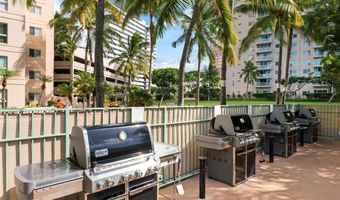3075 Ala Poha Pl 2101, Honolulu, HI 96818