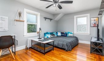 38 Brookside Dr, Cranston, RI 02910