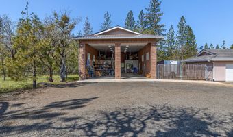 2703 Hammel Rd, Eagle Point, OR 97524