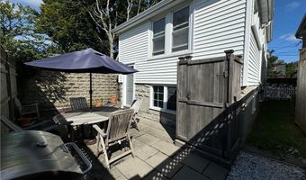 49 Connection St, Newport, RI 02840