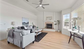 10721 Jamul Rd, Apple Valley, CA 92308