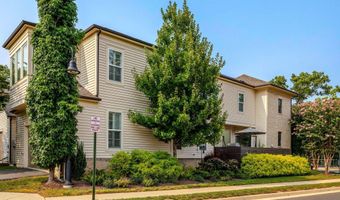 20405 SAVIN HILL Dr, Ashburn, VA 20147