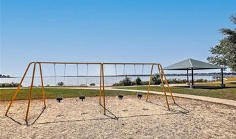 93 Narragansett Ave, East Providence, RI 02915