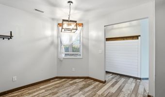 111 Autumn Hills Dr, Avilla, IN 46710