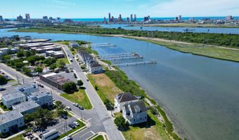2070 W Riverside Dr, Atlantic City, NJ 08401