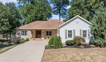 1059 Oakwood Dr, Alliance, OH 44601