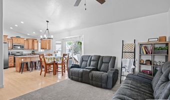 263 S Bridger Dr, Ammon, ID 83406