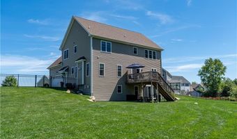 59 Camden Ln, Cranston, RI 02921