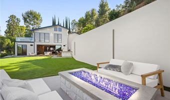 4551 Alonzo Ave, Encino, CA 91316