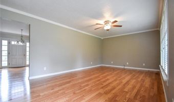 139 Factory Dr, Austin, IN 47102