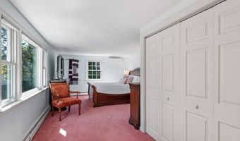 31 Mohawk Dr, Acton, MA 01720