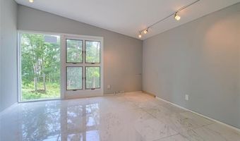 341 Corrie Rd, Ann Arbor, MI 48105