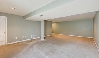 8010 OLD PARSONAGE Ct, Alexandria, VA 22315