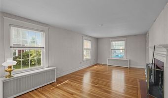157 Schuyler Ave, East Providence, RI 02914
