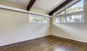 5511 HUNTINGTON Pkwy, Bethesda, MD 20814