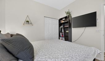 203 STAR SHELL Dr, Apollo Beach, FL 33572