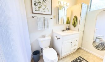 3915 Mount St, Berwick, LA 70342