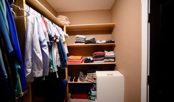 5753 N Golf Course Rd, Bicknell, IN 47512