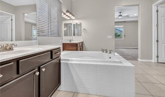 2852 Josephine Dr, Henderson, NV 89044