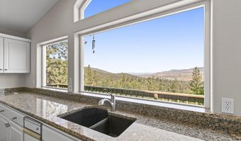 462 Waterline Rd, Ashland, OR 97520