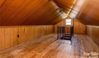 73 Fair Oaks Rd, Arden, NC 28704
