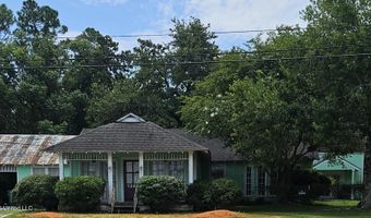 1250 Old Spanish Trail Trl, Bay St. Louis, MS 39520