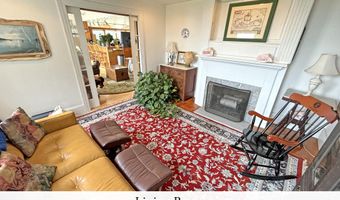 18 Hamor Ln, Bar Harbor, ME 04609