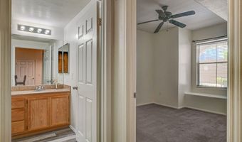 10001 Peace Way 1228, Las Vegas, NV 89147
