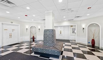 8315 N BROOK Ln 2-806, Bethesda, MD 20814