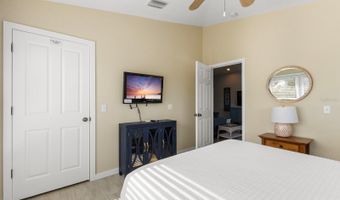 527 MAGNOLIA Ave, Anna Maria, FL 34216