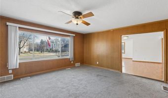 302 Benton St, Anoka, MN 55303