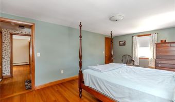 19 Longue Vue Ave, North Providence, RI 02904