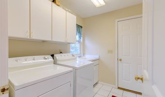 390 Blair Cir, Aurora, OH 44202