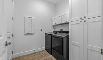1065 SIGNET Dr, Apollo Beach, FL 33572
