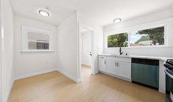 2922 W 73rd St, Los Angeles, CA 90043