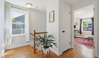 100 Hope St, East Providence, RI 02916