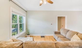 11 May St, Asheville, NC 28803