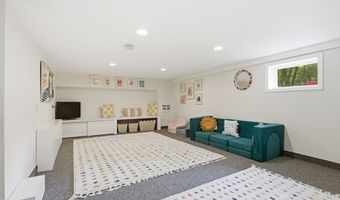 99 Nourse Rd, Bolton, MA 01740
