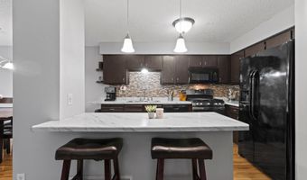 13941 Herald Ct, Apple Valley, MN 55124