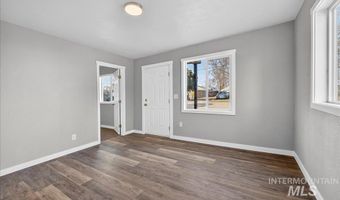 119 Holly St, Caldwell, ID 83605