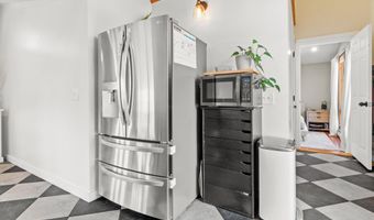 62 Hooksett Rd, Auburn, NH 03032