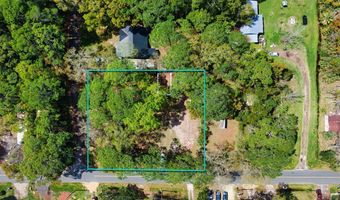 50 Bayview Dr, Apalachicola, FL 32320