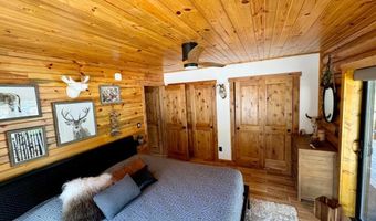 800 DELL Crk, Alpine, WY 83128