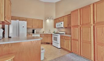2674 Cutters Grove Cir, Anoka, MN 55303