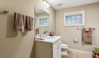 5114 WESSLING Ln, Bethesda, MD 20814